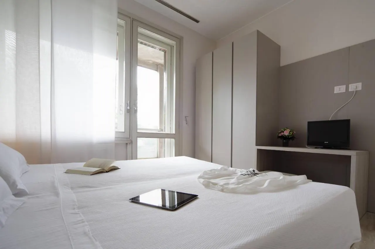 Contempora Apartments - Elvezia 8 - E22 Milánó
